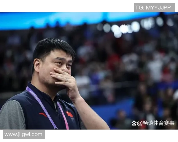 姚明在比赛中的表现引发争议是否真的反映了他的素质问题