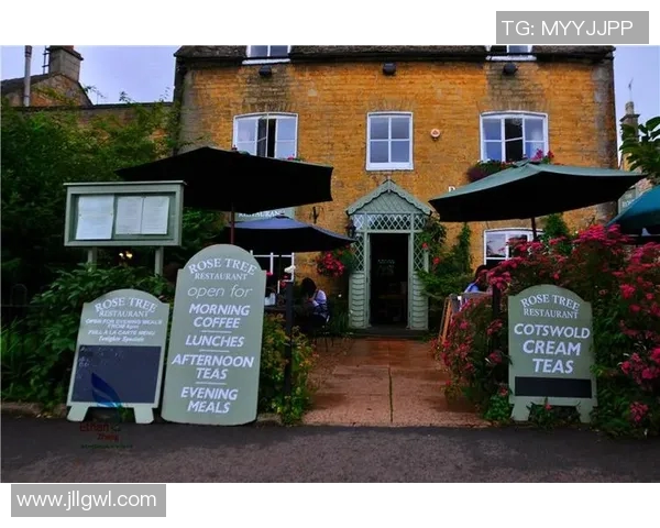 在英国街头偶遇足球明星的奇妙瞬间与热情互动