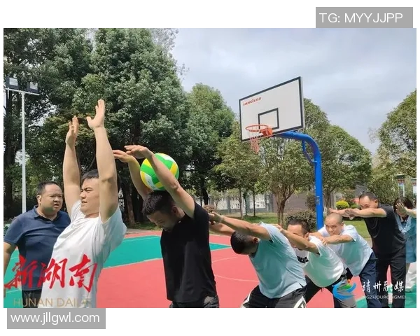 篮球明星风采与比赛规则解析助你全面了解这项运动的魅力与技巧