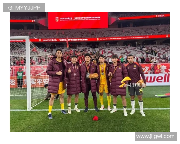 中国足球队亚运会参赛名单揭晓球员阵容分析与备战策略探讨