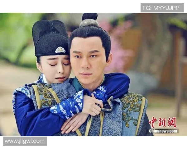 吴彦祖与篮球明星亲密合影展现运动与娱乐的完美结合